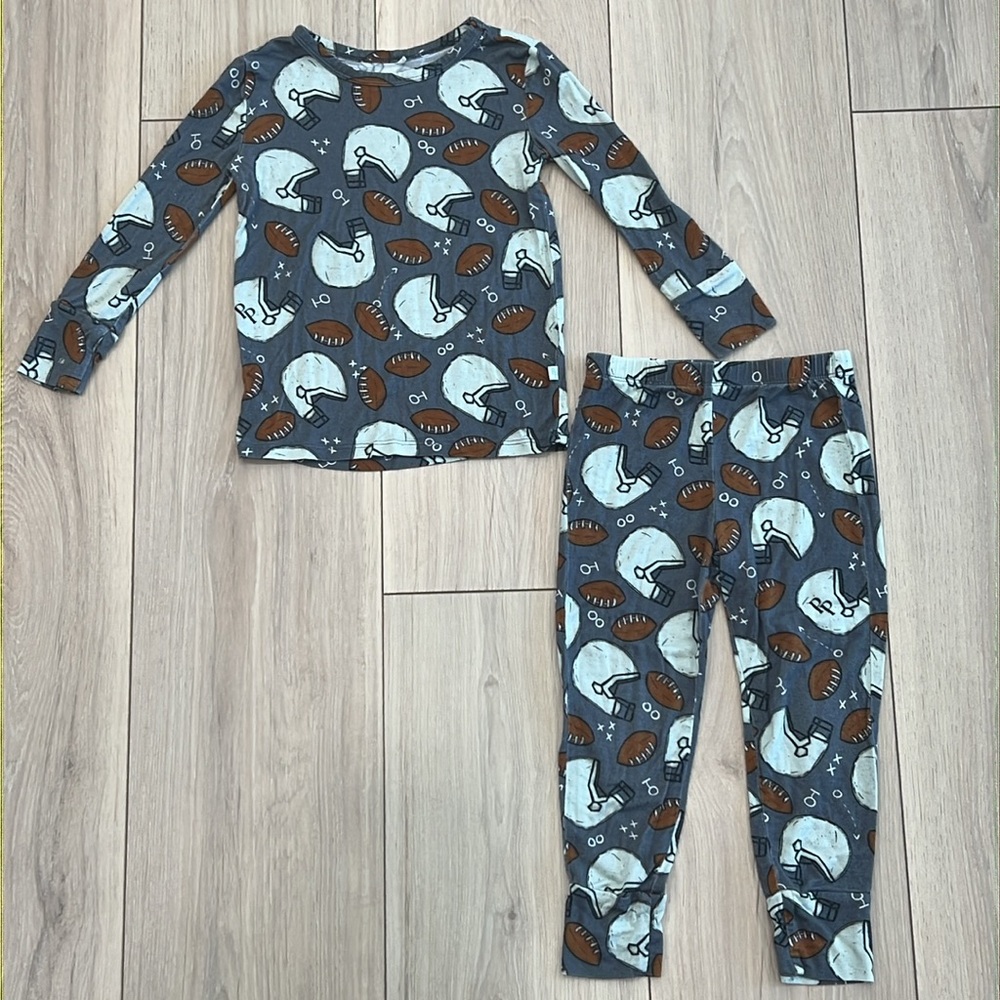 POSH PEANUT Classic Pajama Set - Football